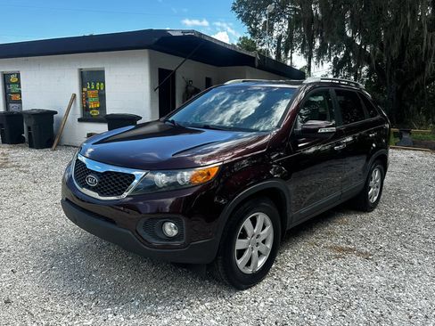 Used 2012 Kia Sorento LX w/ Convenience Pkg FWD image 3