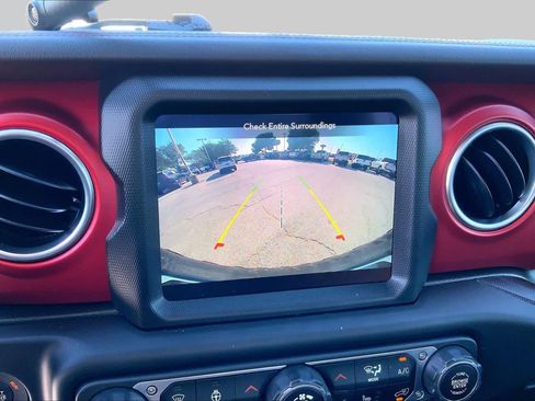 Used 2021 Jeep Wrangler Unlimited Rubicon AWD/4WD image 23