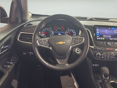 Used 2024 Chevrolet Equinox LT AWD/4WD image 12