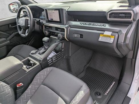 New 2026 Toyota Tacoma SR5 AWD/4WD image 25