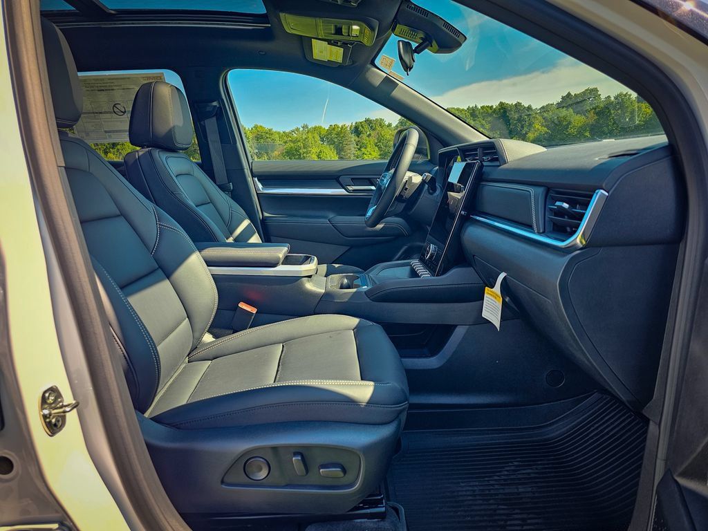 New 2027 GMC Terrain Elevation w/ Elevation Premium Package AWD/4WD image 40
