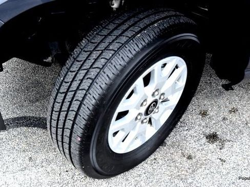 Used 2025 Toyota Tacoma SR5 RWD image 7