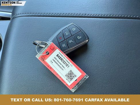 Used 2025 Chevrolet Suburban Z71 AWD/4WD image 36
