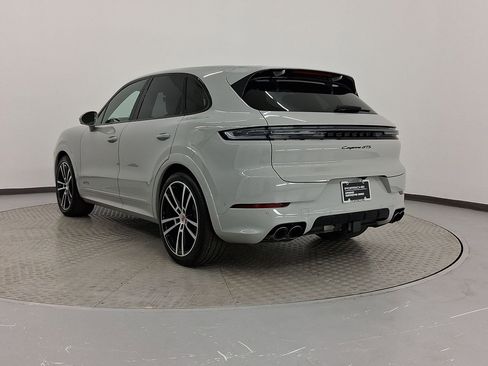 Certified 2026 Porsche Cayenne GTS image 3