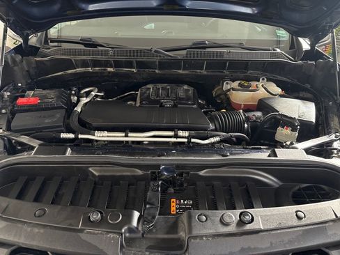 Used 2022 Chevrolet Silverado 1500 Custom Trail Boss w/ LPO, Dark Essentials Package image 32