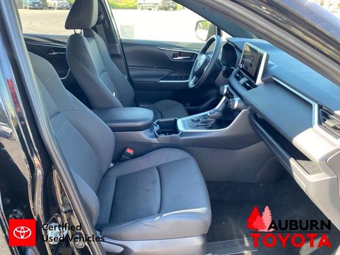 Certified 2025 Toyota RAV4 SE AWD/4WD image 14