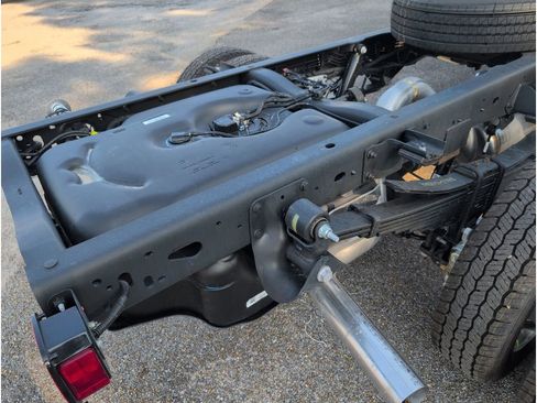 New 2026 RAM 4500 Tradesman w/ Chrome Appearance Group image 39