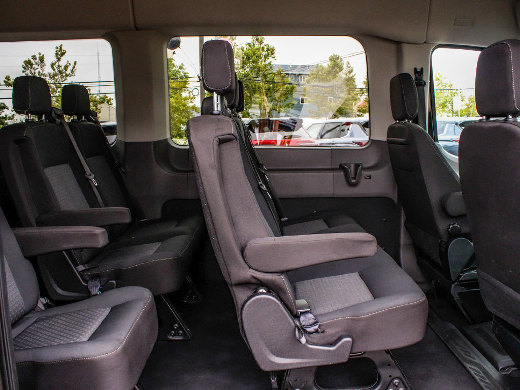 Used 2023 Ford Transit 350 XLT RWD image 32