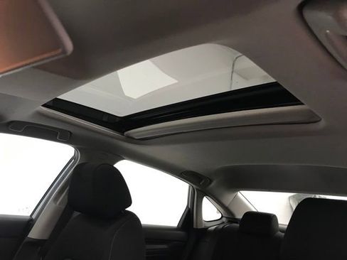 Used 2022 Honda Civic EX image 16