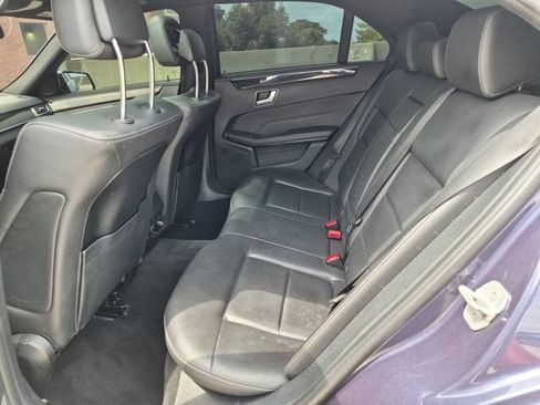 Used 2016 Mercedes-Benz E 350 4MATIC Sedan image 10