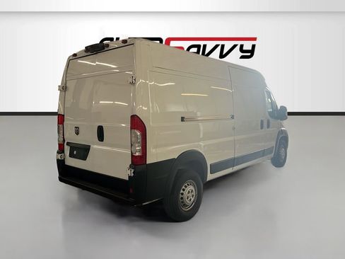Used 2025 RAM ProMaster 2500 FWD image 7