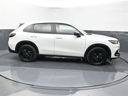 Used 2026 Honda HR-V Sport image 6