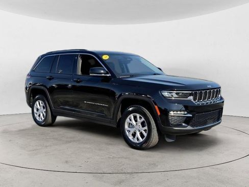 Used 2022 Jeep Grand Cherokee Limited image 1