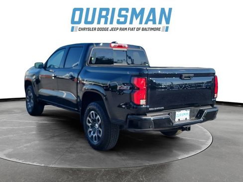 Used 2025 Chevrolet Colorado Z71 AWD/4WD image 4
