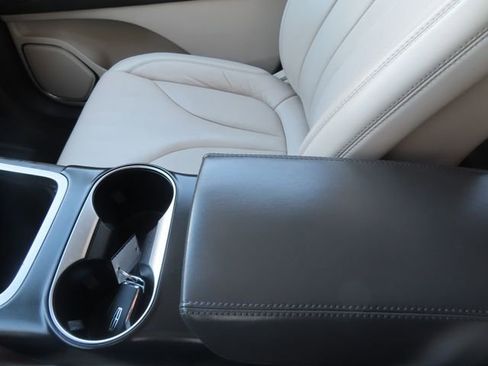 Used 2017 Lincoln MKX Select w/ Lincoln MKX Climate Package image 38