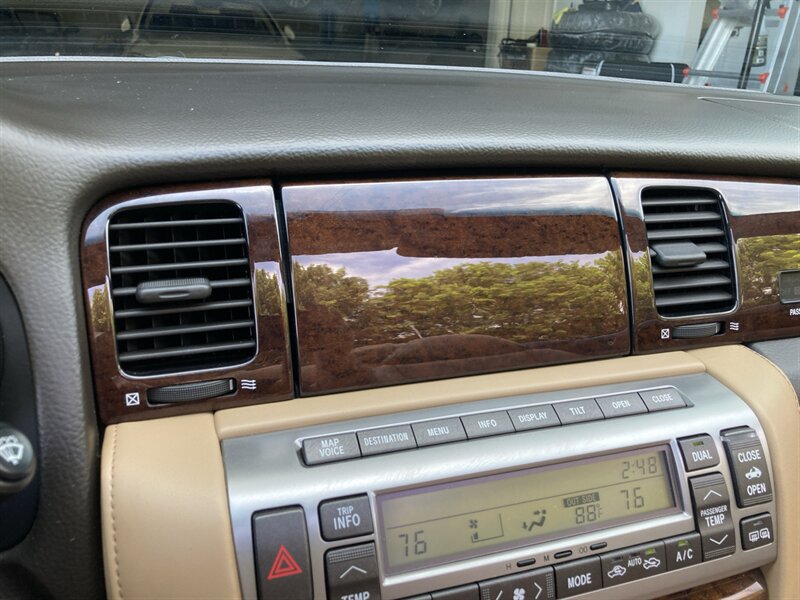 Used 2008 Lexus SC 430 Convertible RWD image 24