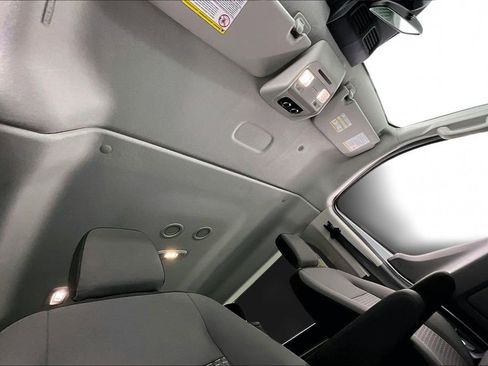 Certified 2024 Ford Transit 350 XLT image 22
