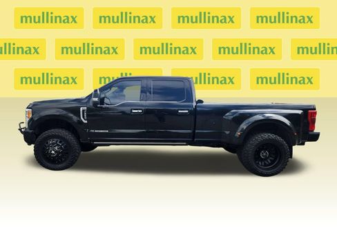Used 2018 Ford F350 Limited AWD/4WD image 8