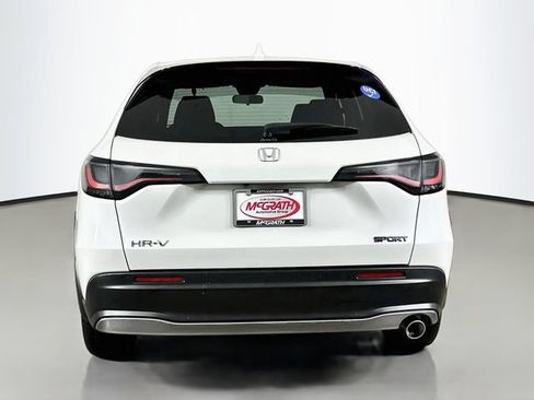 Certified 2024 Honda HR-V Sport image 17