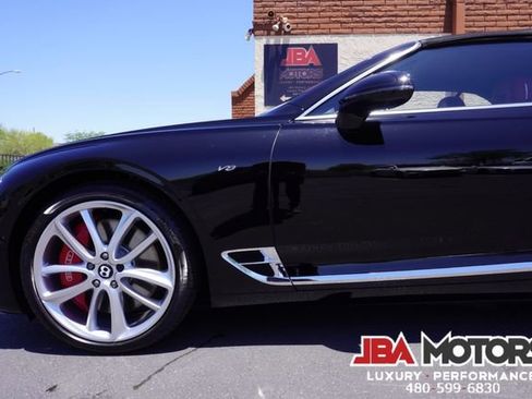 Used 2022 Bentley Continental GT image 25