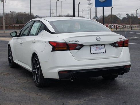 Used 2023 Nissan Altima 2.5 SR image 14