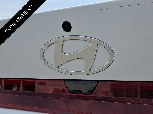 Used 2025 Hyundai Elantra SE FWD image 30
