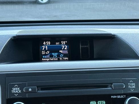 Used 2013 Toyota Sienna LE FWD image 33