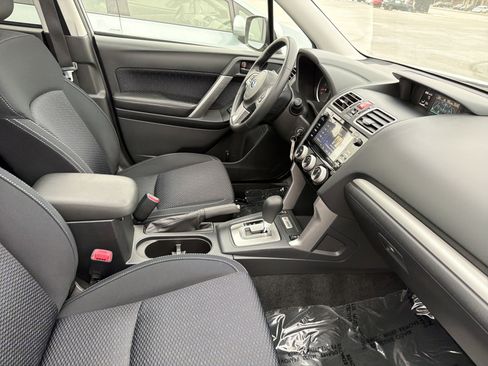 Used 2017 Subaru Forester 2.5i Premium w/ All-Weather Package image 69