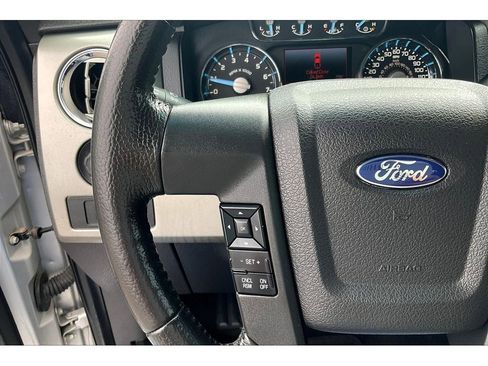Used 2012 Ford F150 Lariat w/ Lariat Chrome Pkg image 18