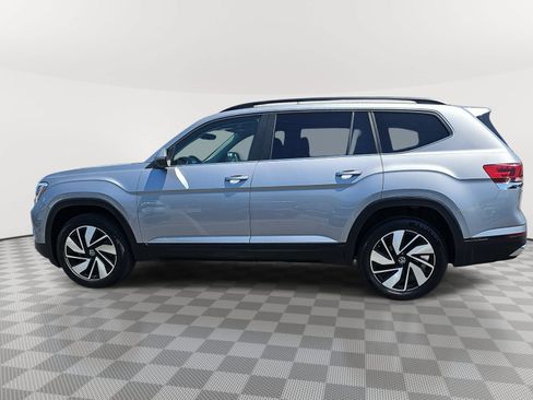 Used 2024 Volkswagen Atlas SE FWD image 8