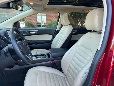 Used 2024 Ford Edge SEL w/ Convenience Package AWD/4WD image 11