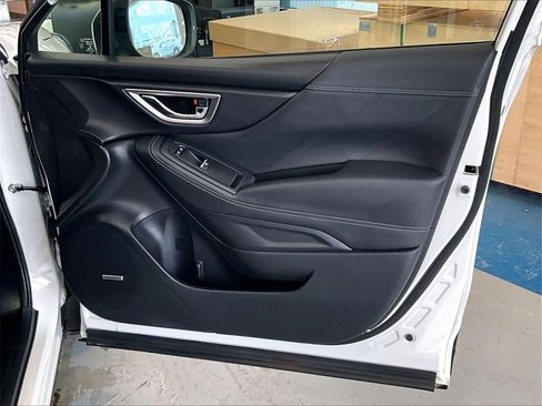 Used 2024 Subaru Forester Touring image 12