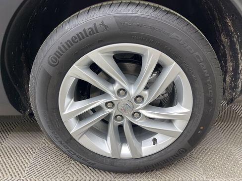New 2026 Buick Envista Sport Touring w/ Convenience I Package FWD image 4