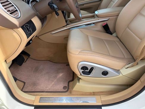 Used 2010 Mercedes-Benz ML 350 2WD image 24