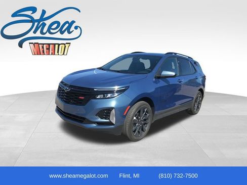 Used 2024 Chevrolet Equinox RS w/ LPO, Floor Liner Package image 1