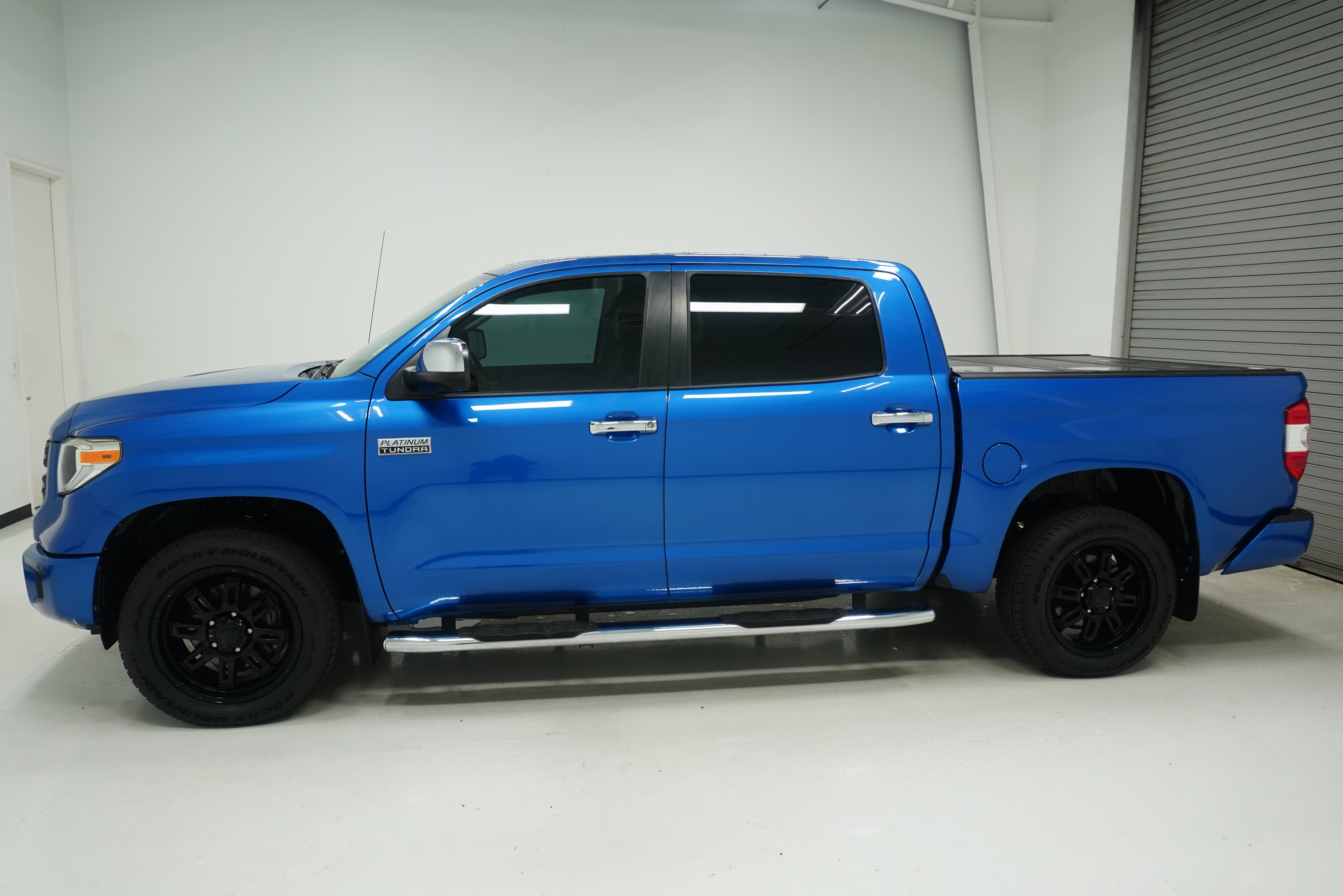 Used 2018 Toyota Tundra Platinum AWD/4WD image 6