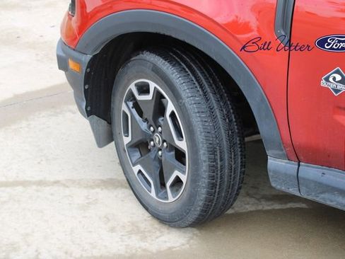 Certified 2023 Ford Bronco Sport Outer Banks AWD/4WD image 9