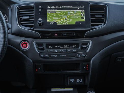 Certified 2023 Honda Passport TrailSport image 22