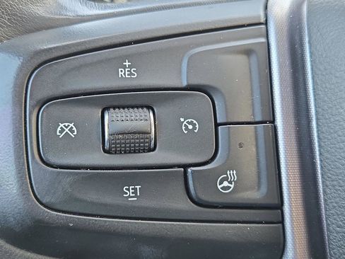 Used 2020 GMC Sierra 1500 SLE w/ SLE Value Package image 29