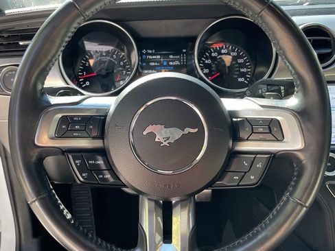 Used 2022 Ford Mustang GT Premium image 21