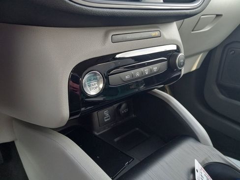 Used 2023 Ford Escape Active w/ Tech Pack #2 AWD/4WD image 23