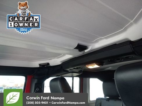 Used 2018 Jeep Wrangler Unlimited Sahara image 21