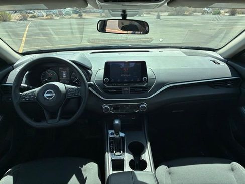 Certified 2025 Nissan Altima 2.5 S image 16