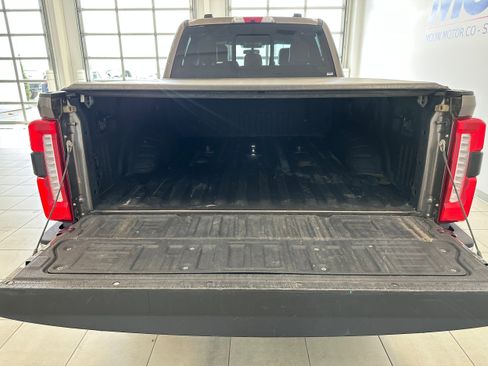 Used 2023 Ford F350 Lariat w/ Chrome Package AWD/4WD image 7