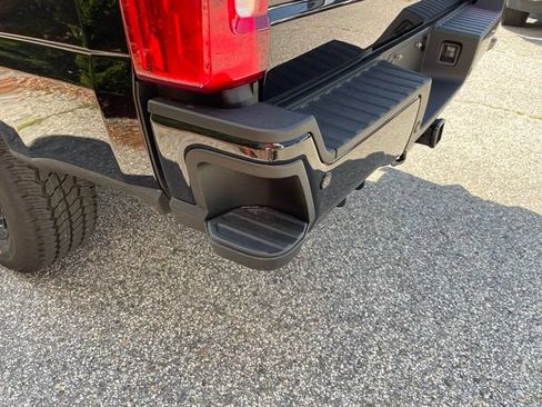 New 2026 Ford F250 Lariat w/ Black Appearance Package AWD/4WD image 58
