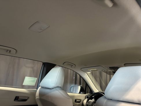 New 2026 Toyota Corolla Cross L image 34