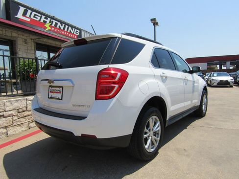 Used 2016 Chevrolet Equinox LT FWD image 4