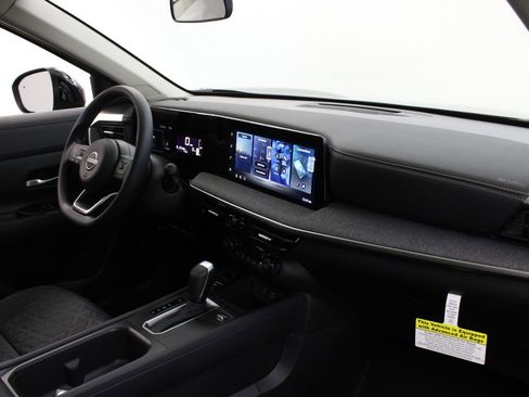 New 2026 Nissan Kicks SV image 23