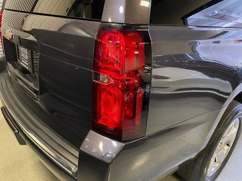 Used 2016 Chevrolet Suburban LTZ image 18