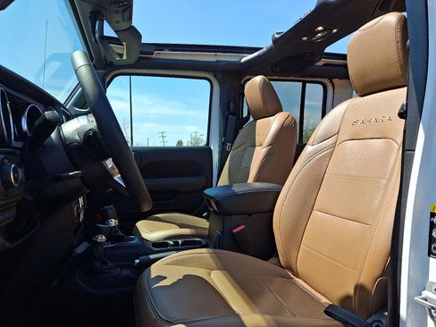 Certified 2023 Jeep Wrangler Sahara w/ Cold Weather Group image 13